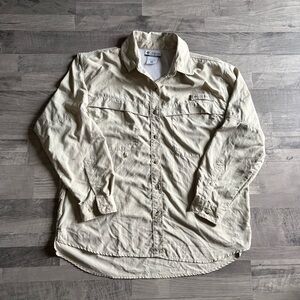 Columbia Sportswear Beige Long Sleeve Button-Up Shirt